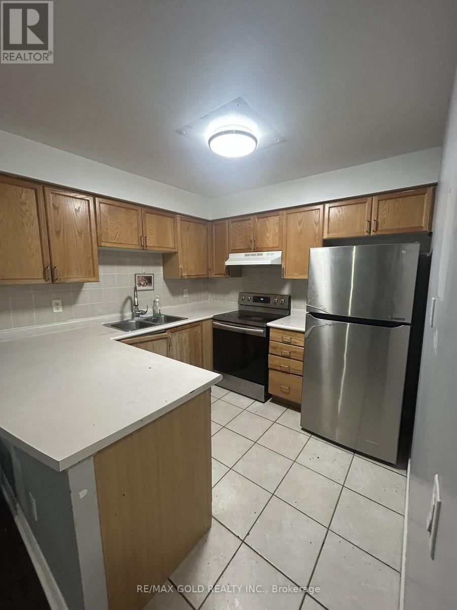 2119 - 25 Kingsbridge Garden, Mississauga, Ontario  L5R 4B1 - Photo 33 - W12430332