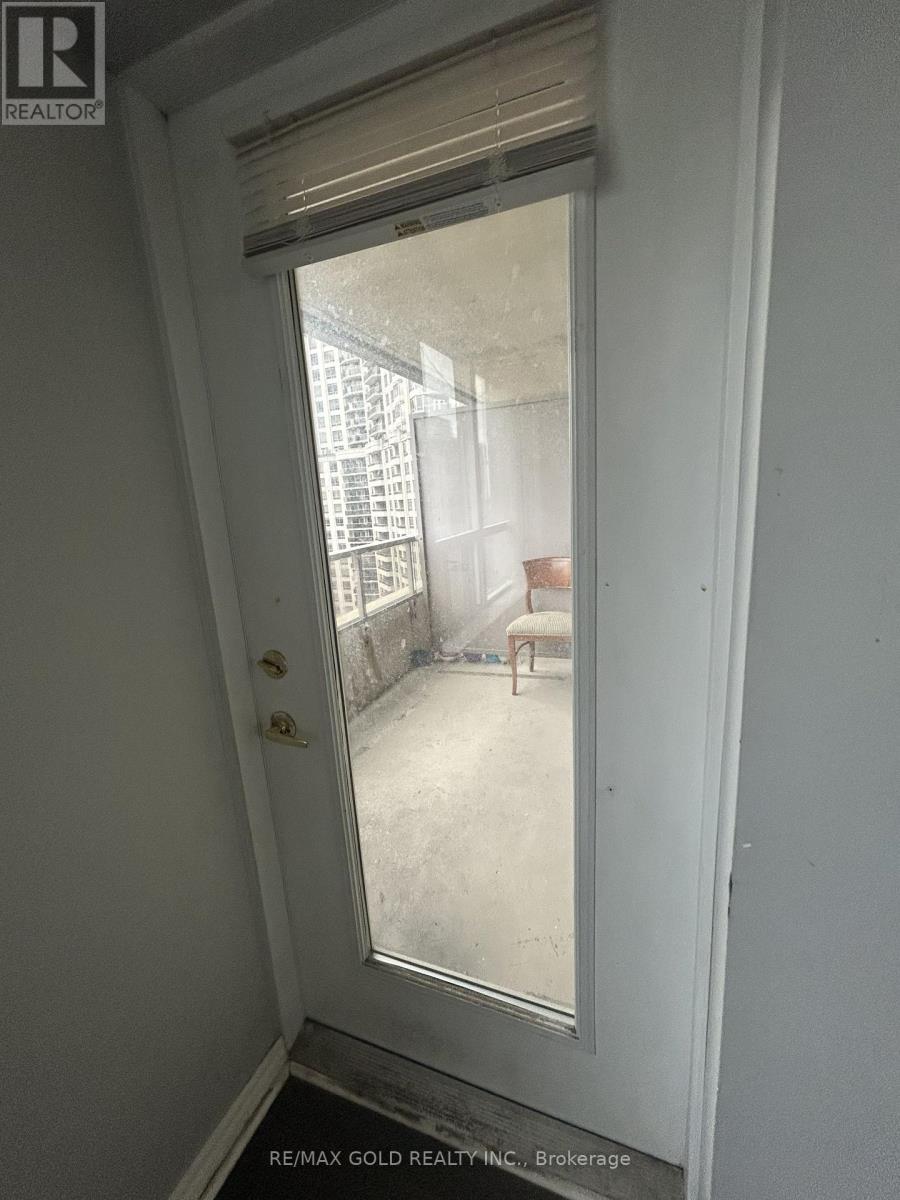 2119 - 25 Kingsbridge Garden, Mississauga, Ontario  L5R 4B1 - Photo 35 - W12430332