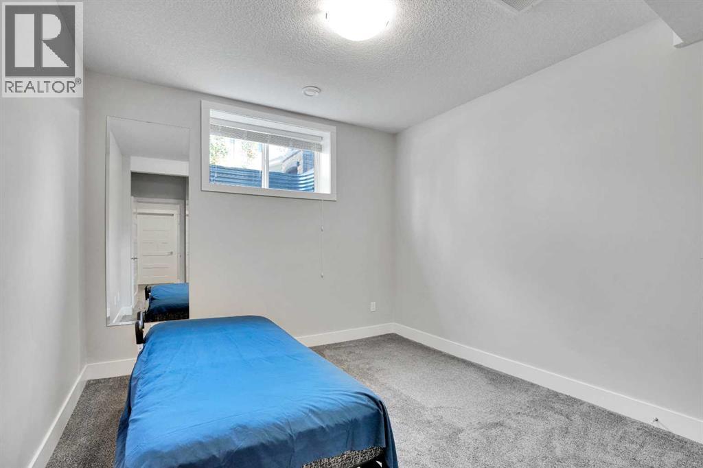 172 Kinniburgh Way, Chestermere, Alberta  T1X 0R8 - Photo 35 - A2268159