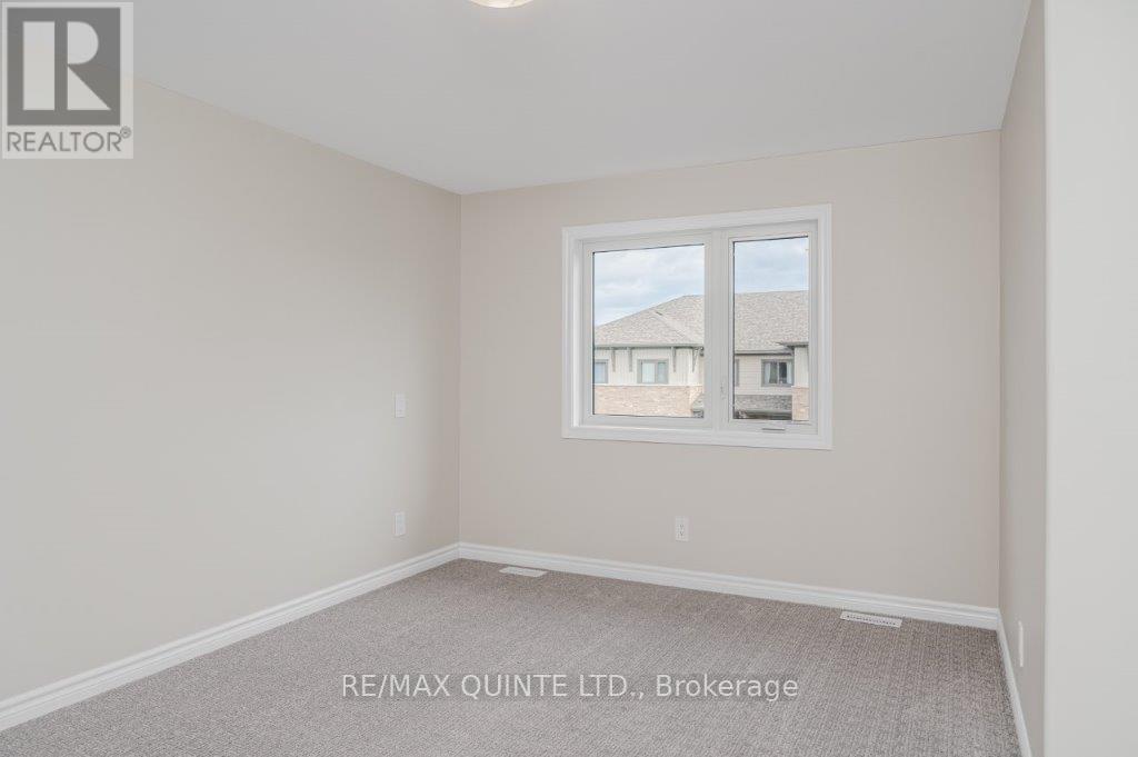 1 Miramichi Street, Belleville (Thurlow Ward), Ontario  K8N 0T3 - Photo 15 - X12604780