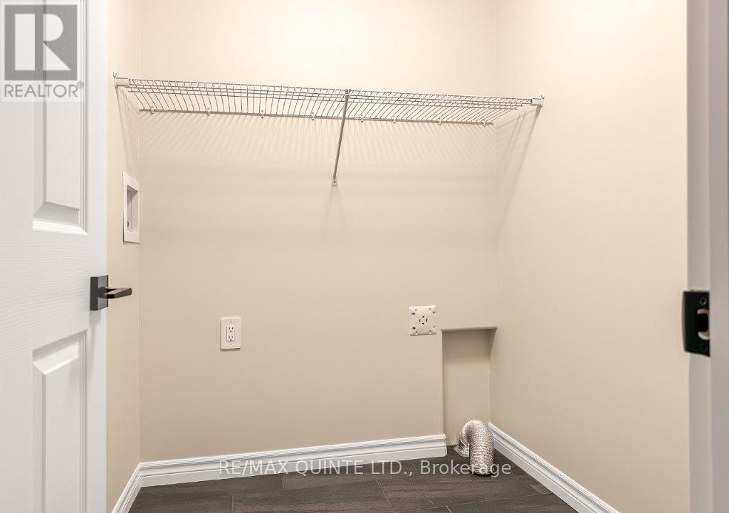 1 Miramichi Street, Belleville (Thurlow Ward), Ontario  K8N 0T3 - Photo 20 - X12604780