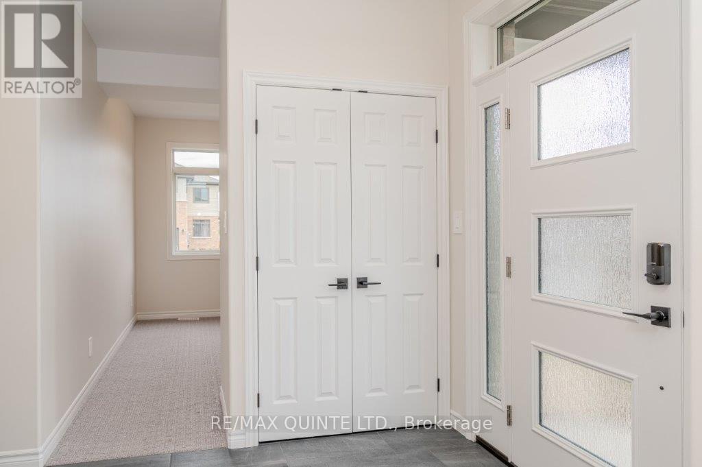 1 Miramichi Street, Belleville (Thurlow Ward), Ontario  K8N 0T3 - Photo 6 - X12604780