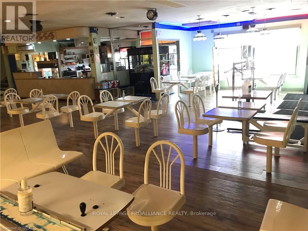 31-33 Dundas Street E, Quinte West (Trenton Ward), Ontario  K8V 1K6 - Photo 4 - X12604788