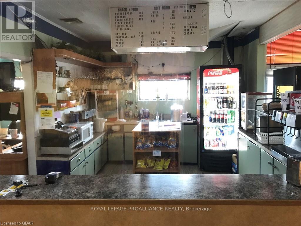 31-33 Dundas Street E, Quinte West (Trenton Ward), Ontario  K8V 1K6 - Photo 5 - X12604788