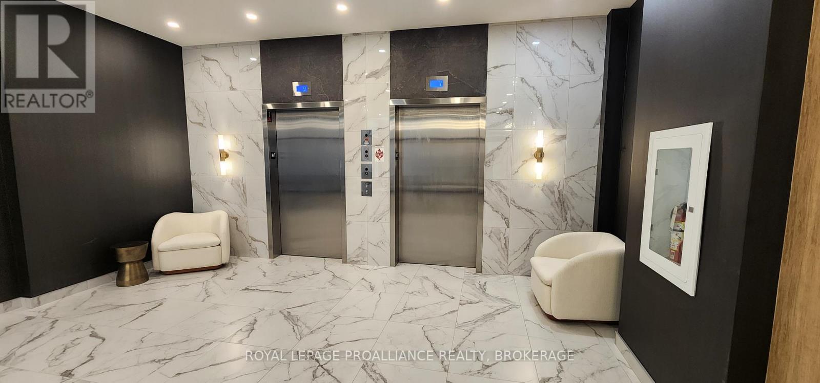 304 - 223 Princess Street, Kingston, Ontario  K7L 0G8 - Photo 6 - X12604716