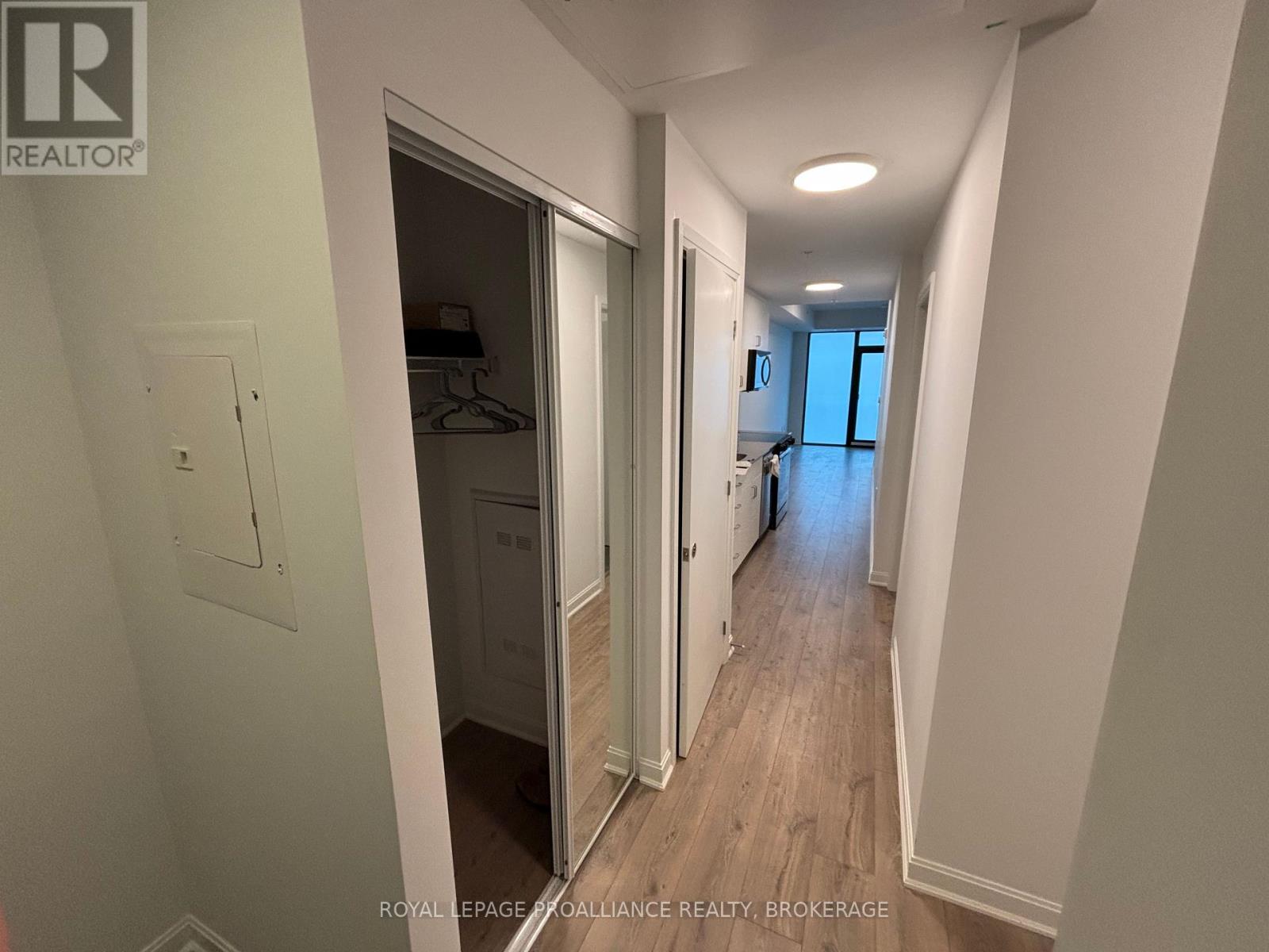 304 - 223 Princess Street, Kingston, Ontario  K7L 0G8 - Photo 8 - X12604716