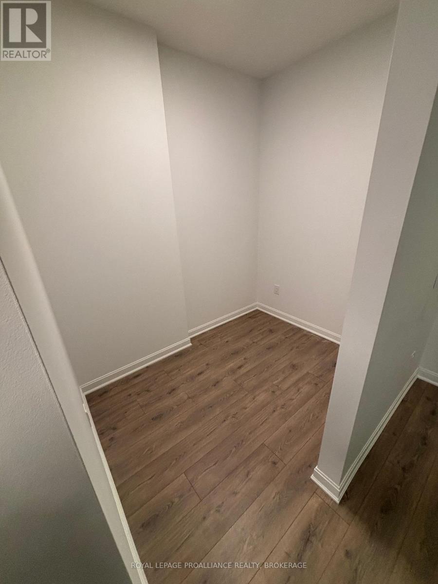 304 - 223 Princess Street, Kingston, Ontario  K7L 0G8 - Photo 9 - X12604716