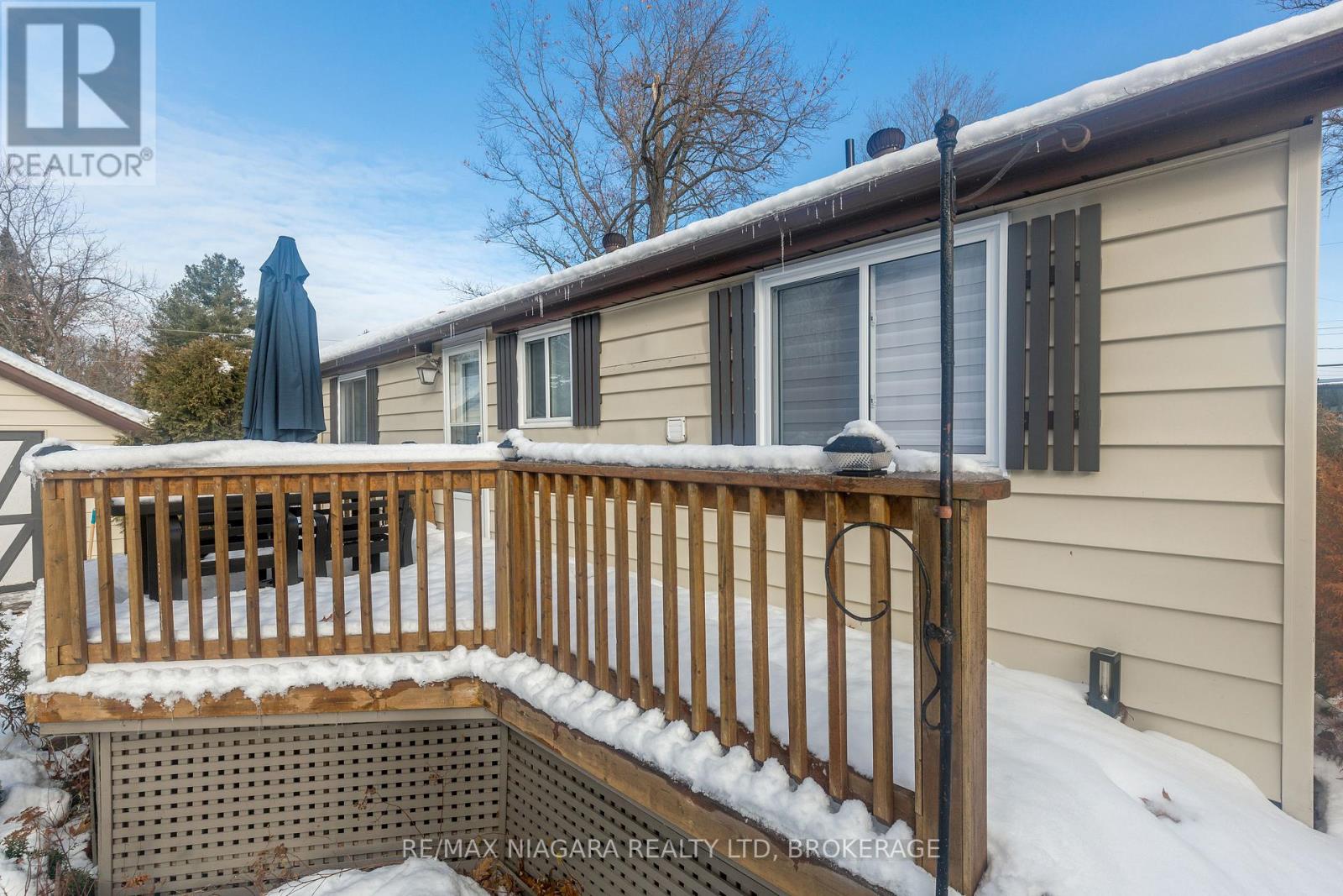 18 Sallows Drive, Tay, Ontario  L0K 2A0 - Photo 35 - S12602522