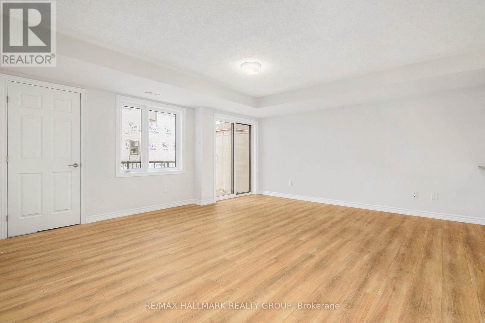 290 Zenith Private, Ottawa, Ontario  K2J 6N2 - Photo 4 - X12604706