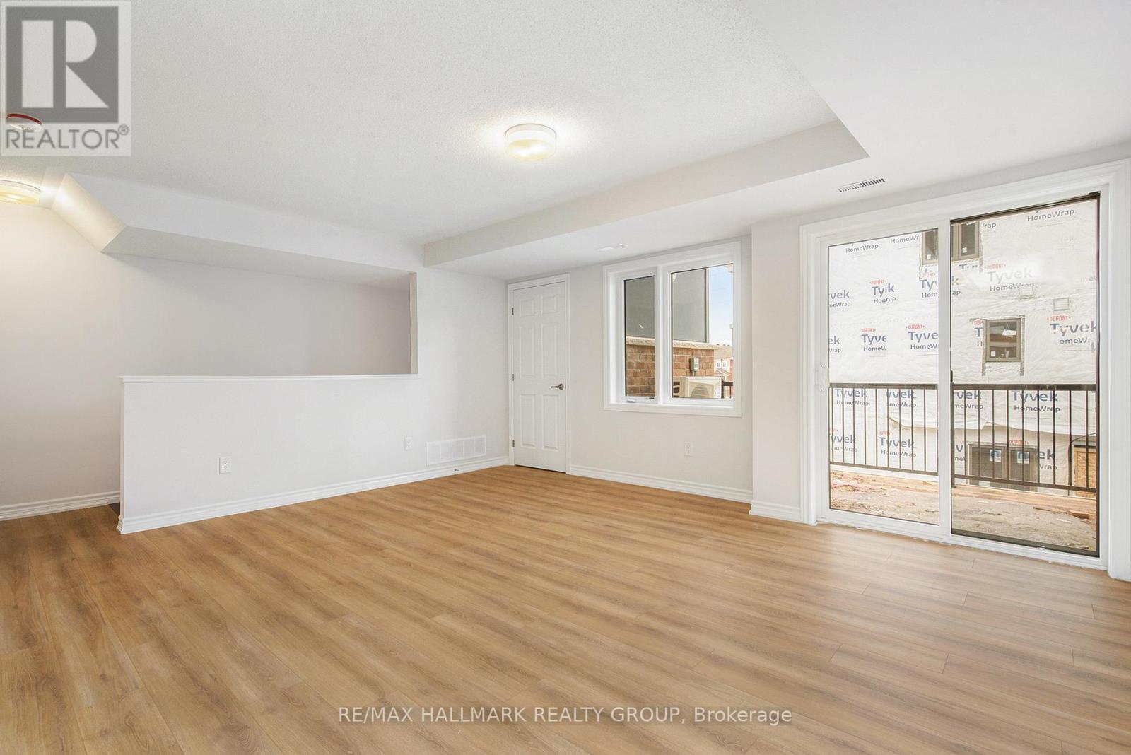 290 Zenith Private, Ottawa, Ontario  K2J 6N2 - Photo 5 - X12604706