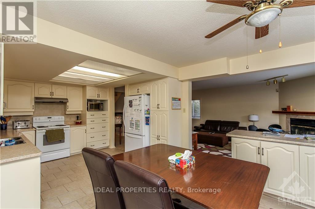 39 Huntings End Avenue, Ottawa, Ontario  K2M 1R2 - Photo 11 - X12604710