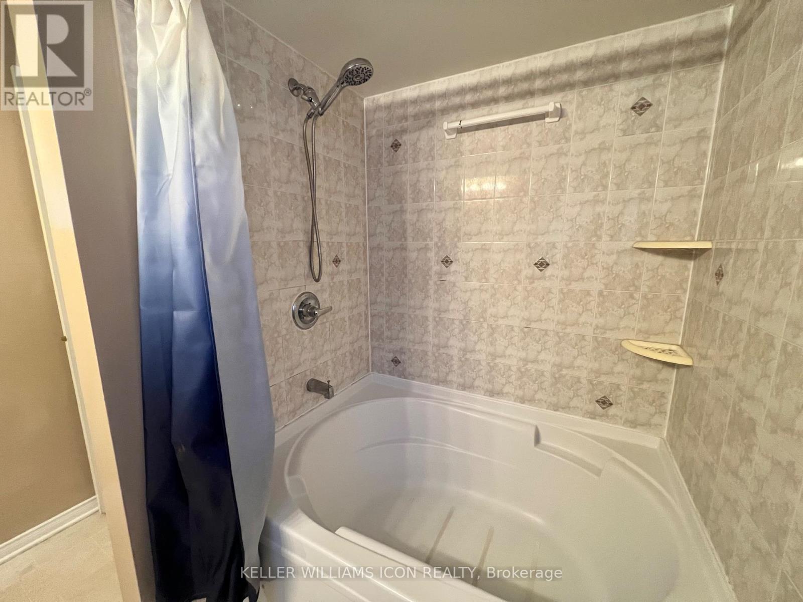 21 Karendale Street, Ottawa, Ontario  K2G 6V7 - Photo 24 - X12604844