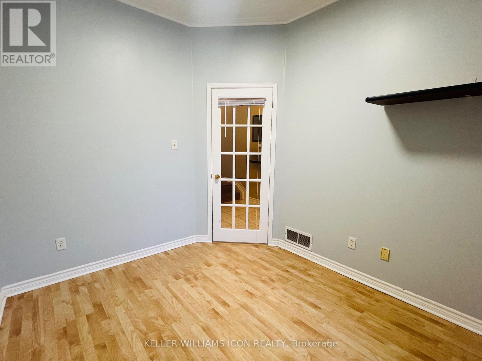 21 Karendale Street, Ottawa, Ontario  K2G 6V7 - Photo 6 - X12604844