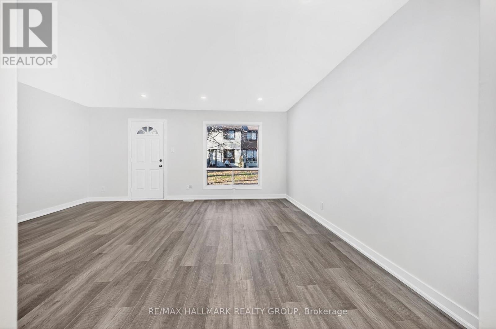 111 - 1457 Murdock Gate, Ottawa, Ontario  K1J 8R4 - Photo 10 - X12604860