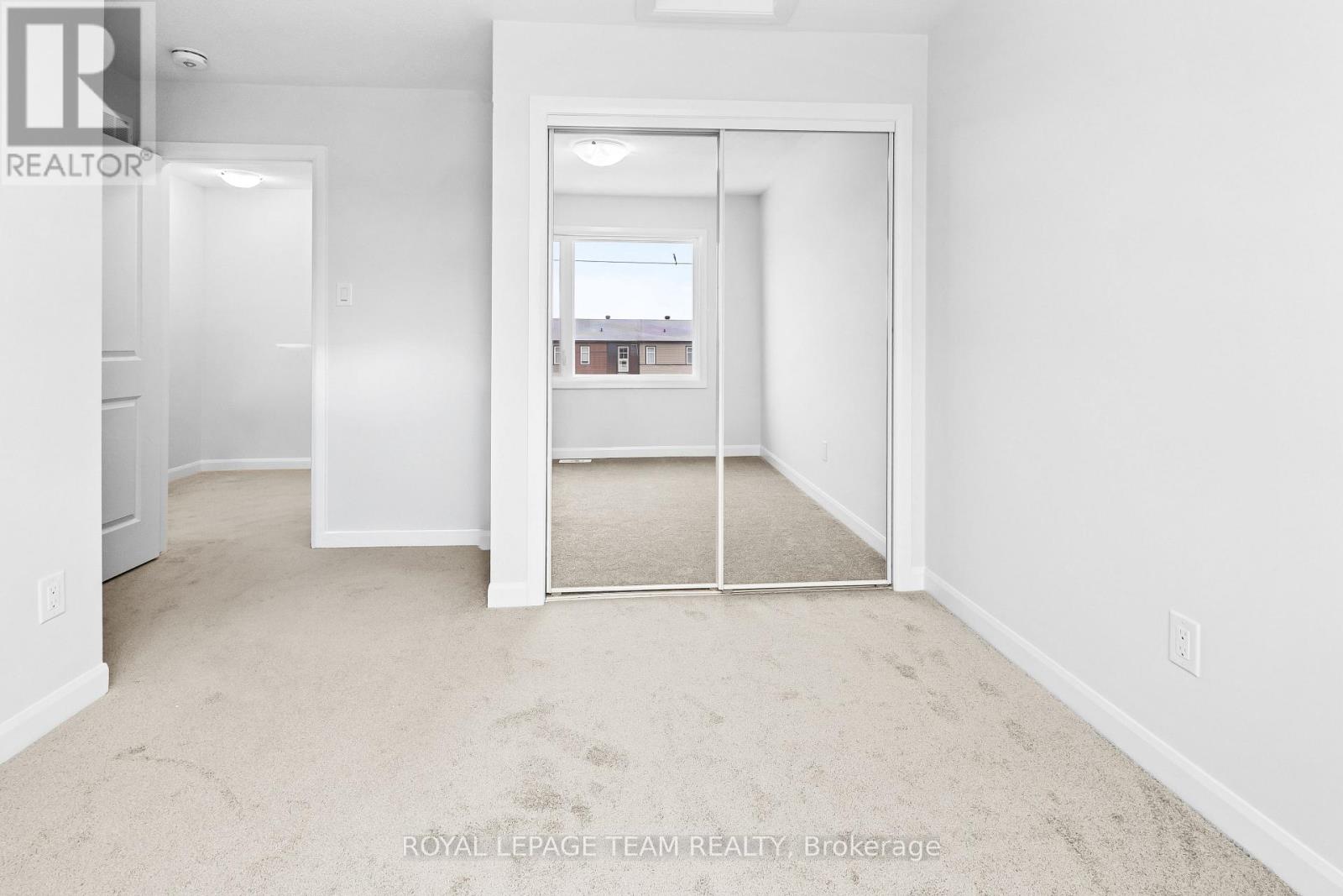 1203 Creekway Private, Ottawa, Ontario  K2T 0T1 - Photo 18 - X12604892