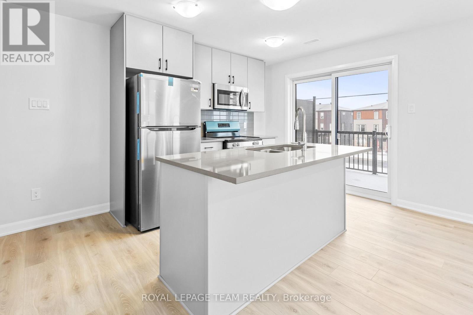 1203 Creekway Private, Ottawa, Ontario  K2T 0T1 - Photo 4 - X12604892