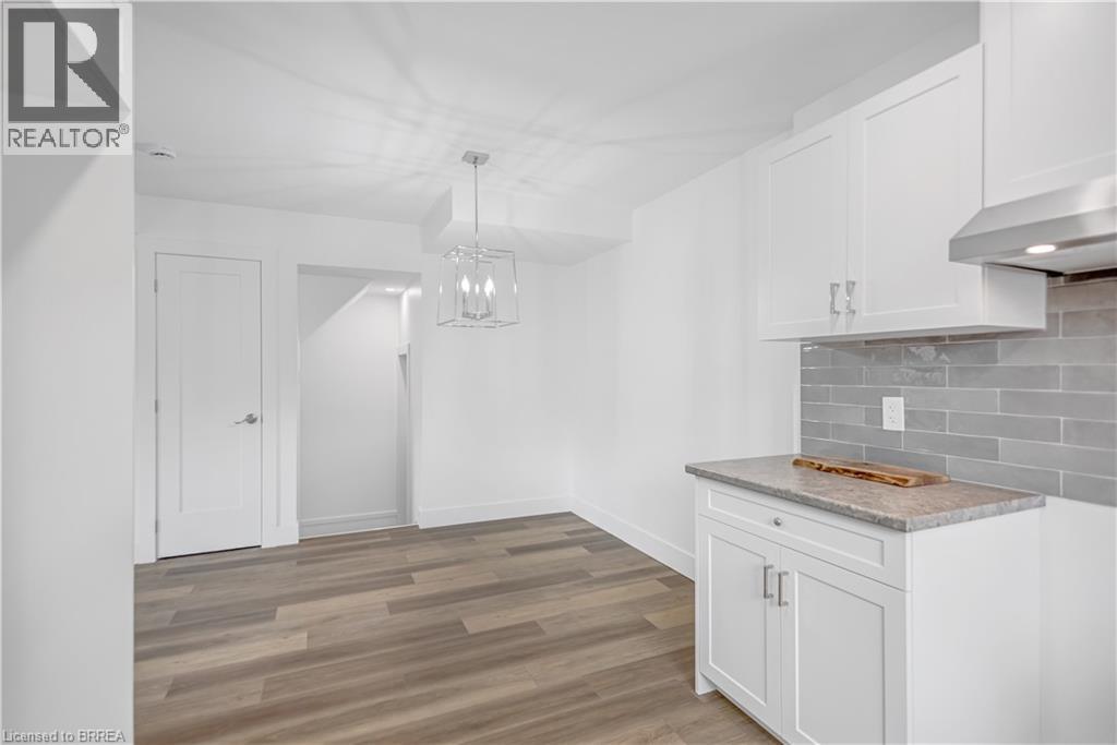 34 Oakhill Drive Unit# 20b, Brantford, Ontario  N3T 1R1 - Photo 13 - 40790754