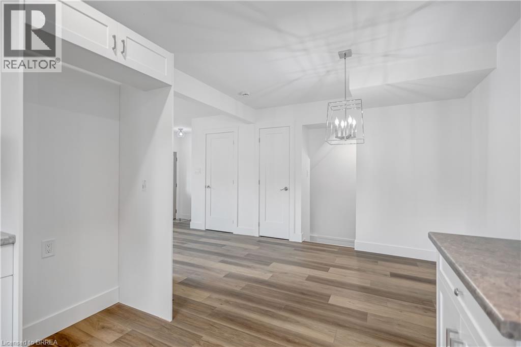 34 Oakhill Drive Unit# 20b, Brantford, Ontario  N3T 1R1 - Photo 14 - 40790754