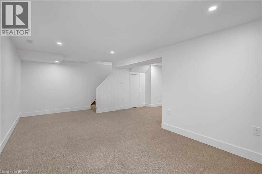 34 Oakhill Drive Unit# 20b, Brantford, Ontario  N3T 1R1 - Photo 31 - 40790754