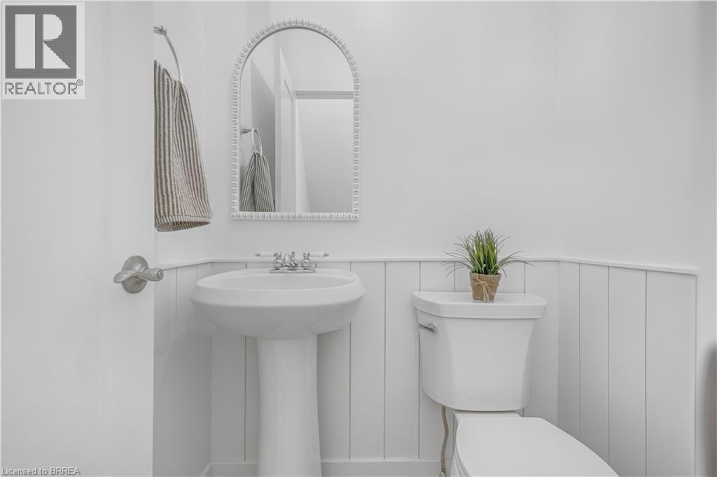 34 Oakhill Drive Unit# 20b, Brantford, Ontario  N3T 1R1 - Photo 15 - 40790754