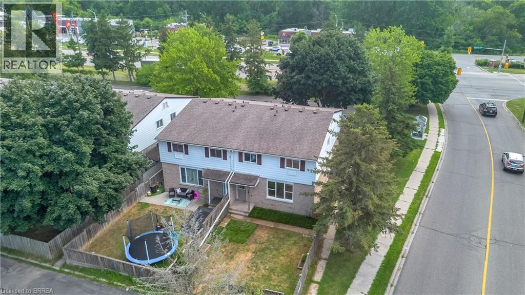 34 OAKHILL Drive Unit# 20B, Brantford, Ontario