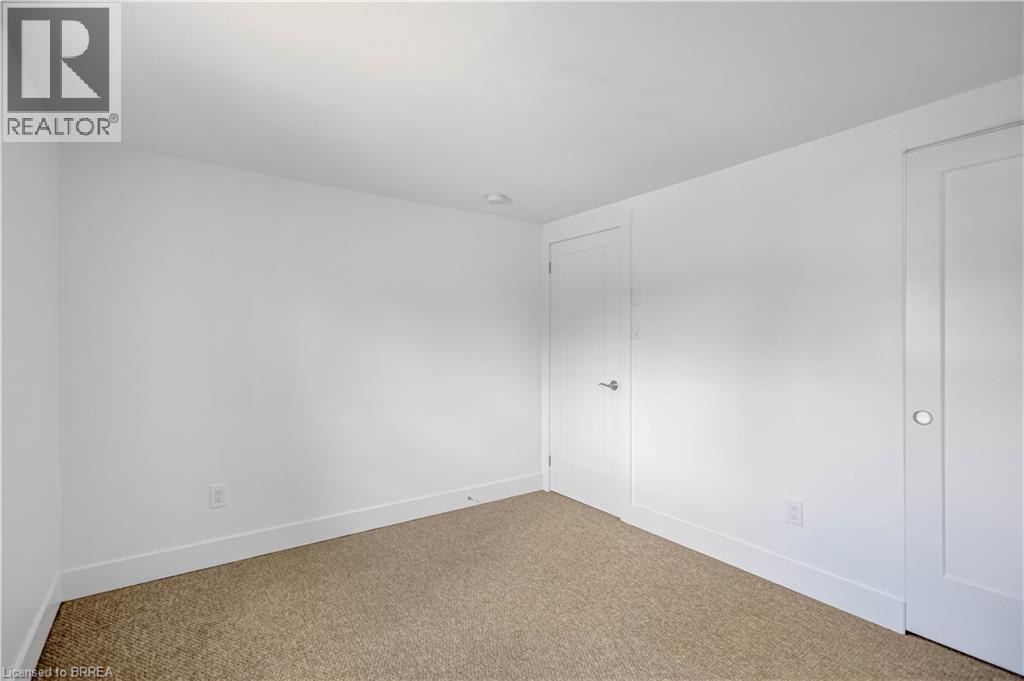 34 Oakhill Drive Unit# 20b, Brantford, Ontario  N3T 1R1 - Photo 21 - 40790754