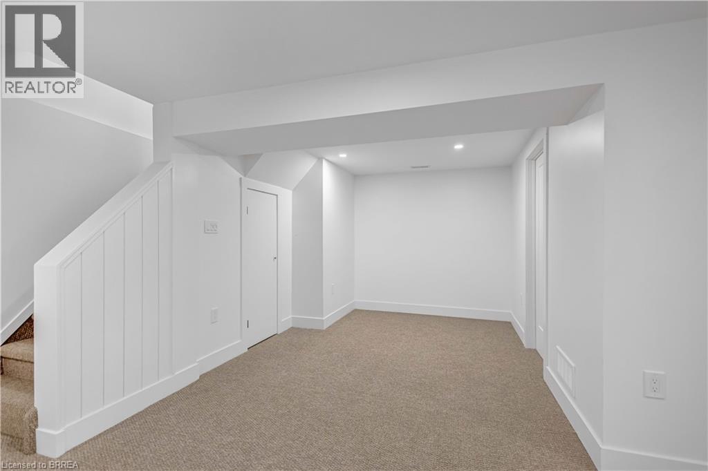 34 Oakhill Drive Unit# 20b, Brantford, Ontario  N3T 1R1 - Photo 30 - 40790754