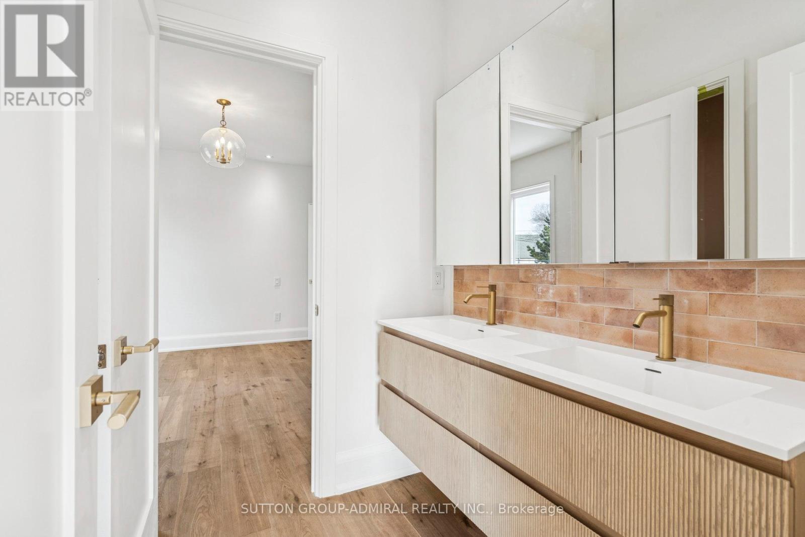 78 Burncrest Drive, Toronto, Ontario  M5M 2Z5 - Photo 15 - C12604712