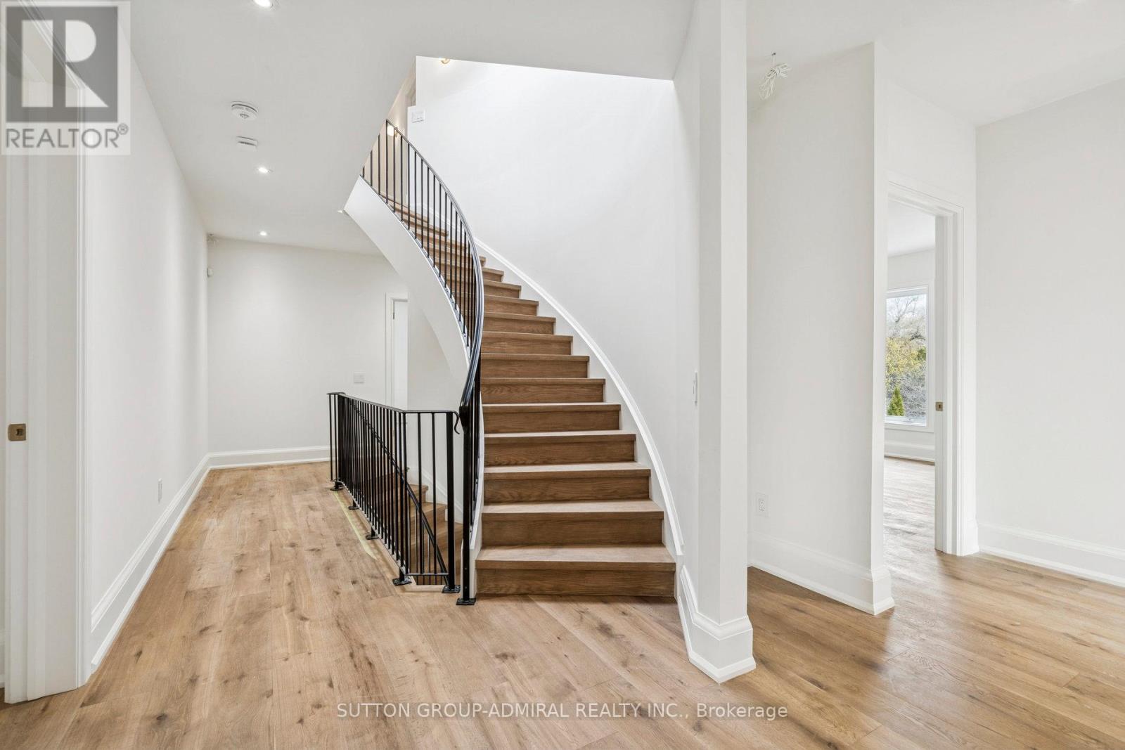 78 Burncrest Drive, Toronto, Ontario  M5M 2Z5 - Photo 24 - C12604712