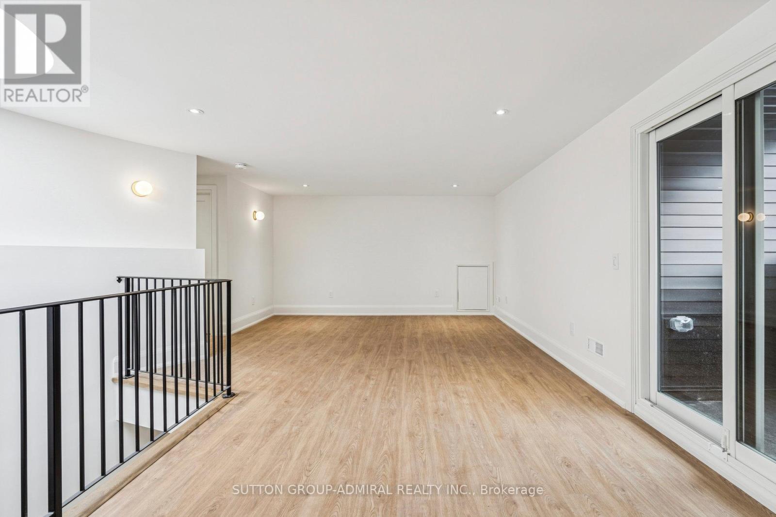 78 Burncrest Drive, Toronto, Ontario  M5M 2Z5 - Photo 34 - C12604714