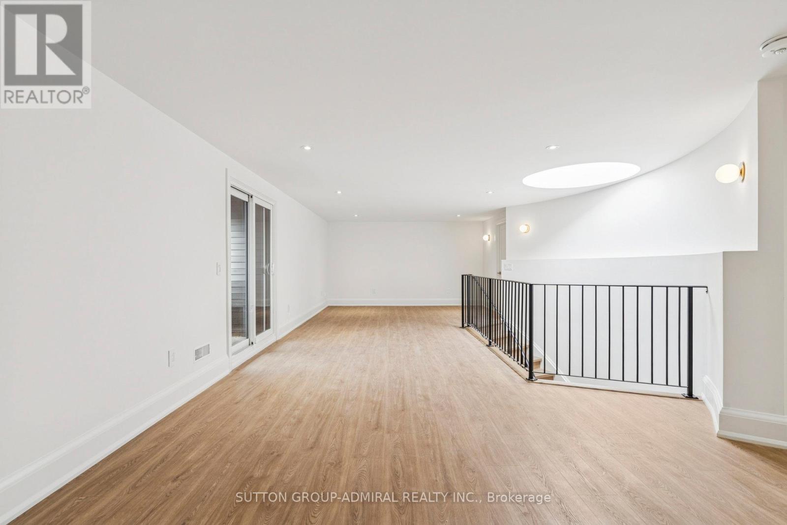 78 Burncrest Drive, Toronto, Ontario  M5M 2Z5 - Photo 35 - C12604714