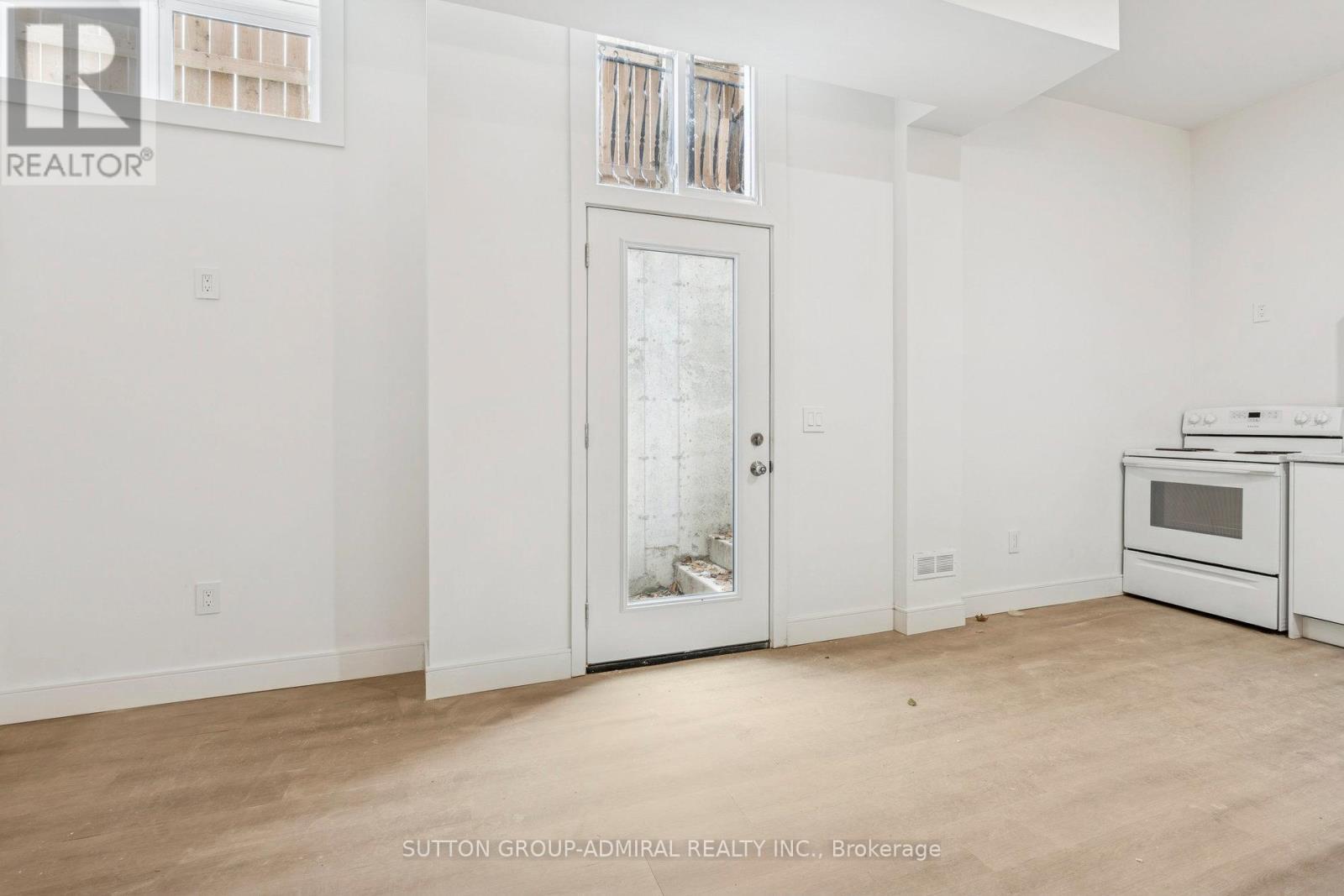 78 Burncrest Drive, Toronto, Ontario  M5M 2Z5 - Photo 42 - C12604714