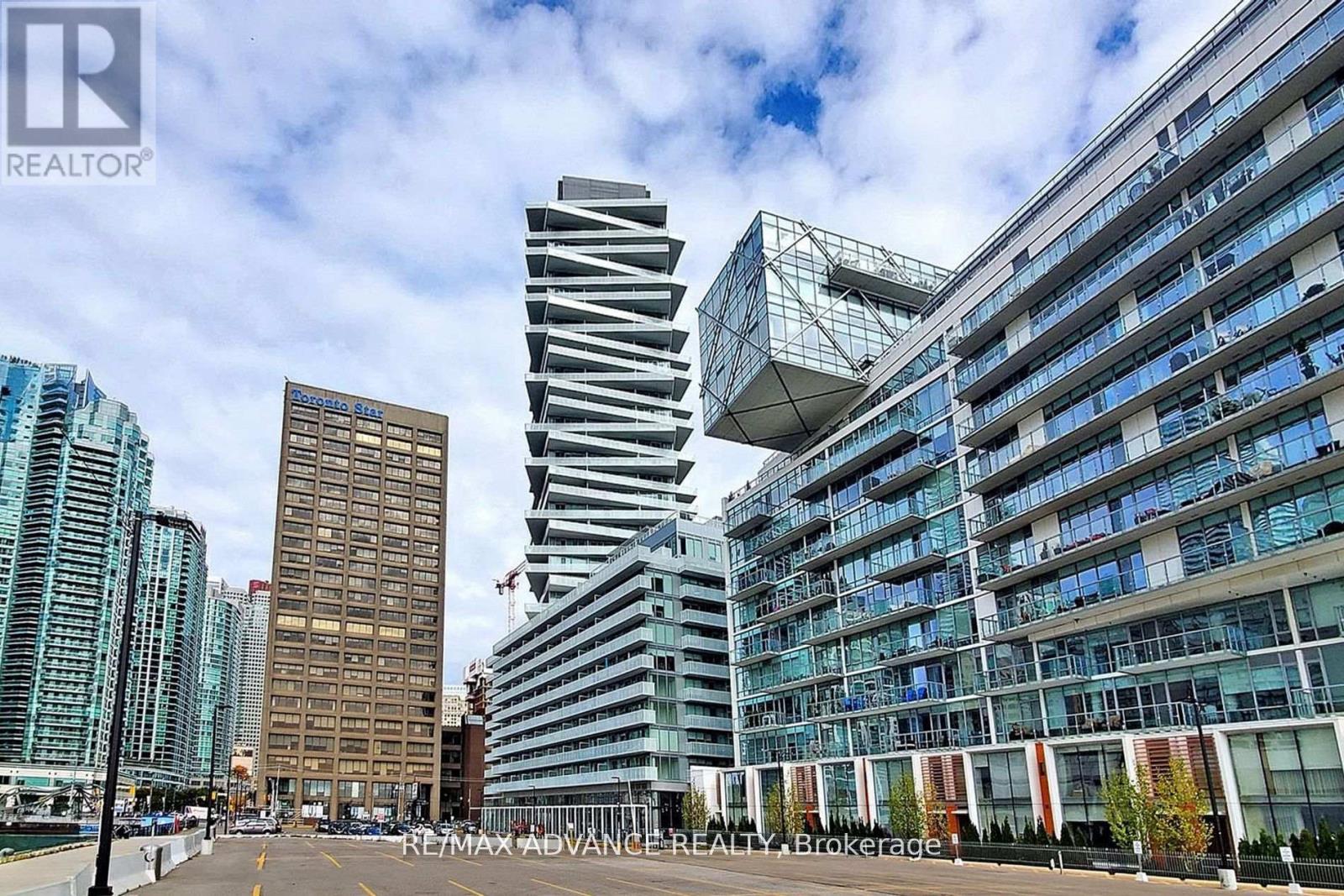 2508 - 15 QUEENS QUAY E, Toronto, Ontario