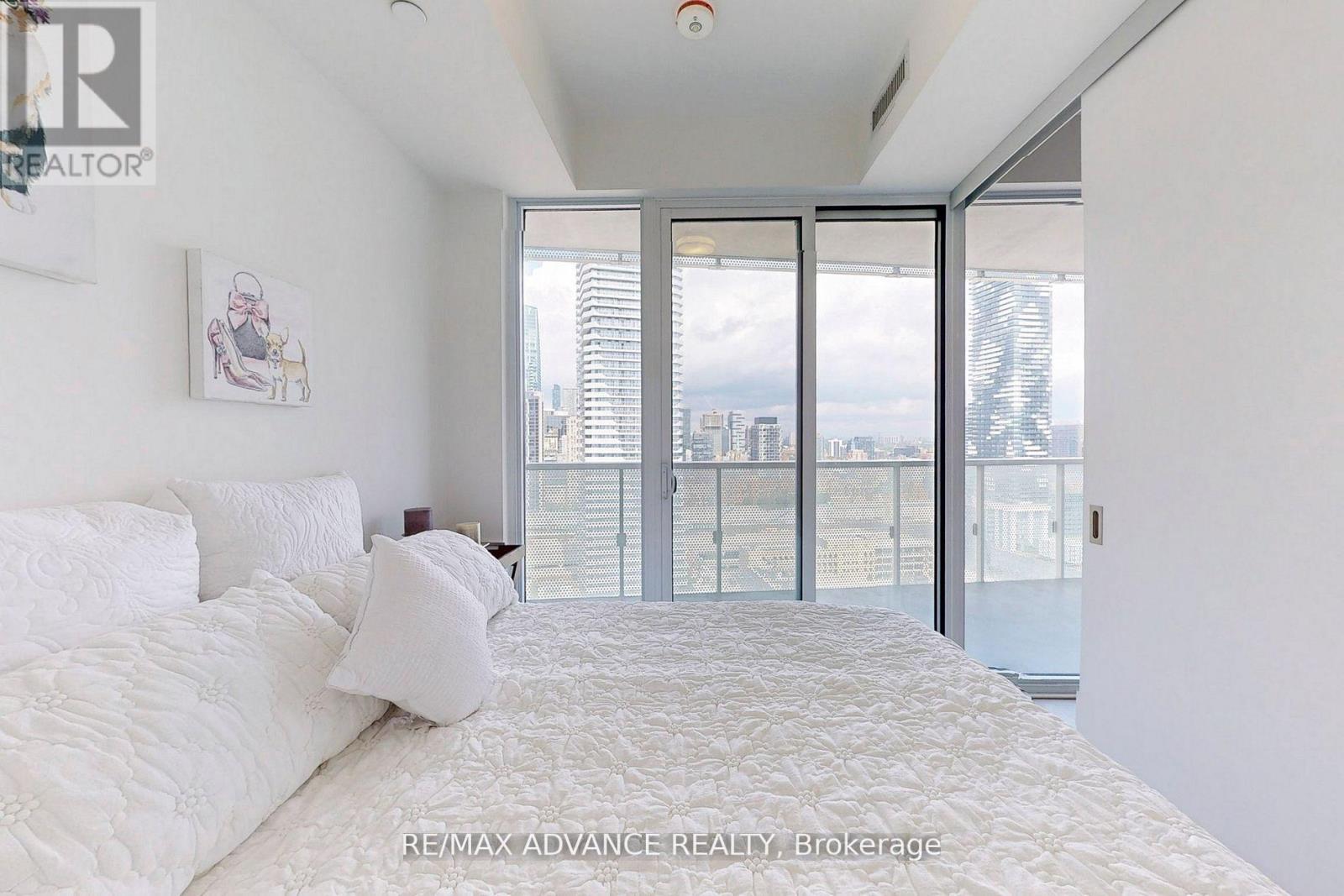 2508 - 15 Queens Quay E, Toronto, Ontario  M5E 0A5 - Photo 24 - C12604896