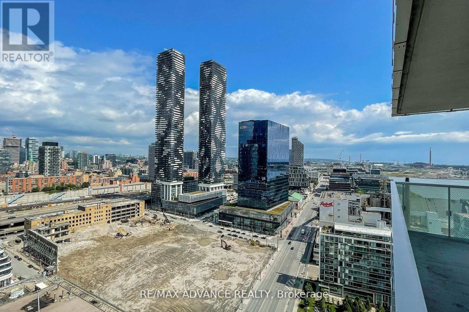 2508 - 15 Queens Quay E, Toronto, Ontario  M5E 0A5 - Photo 32 - C12604896