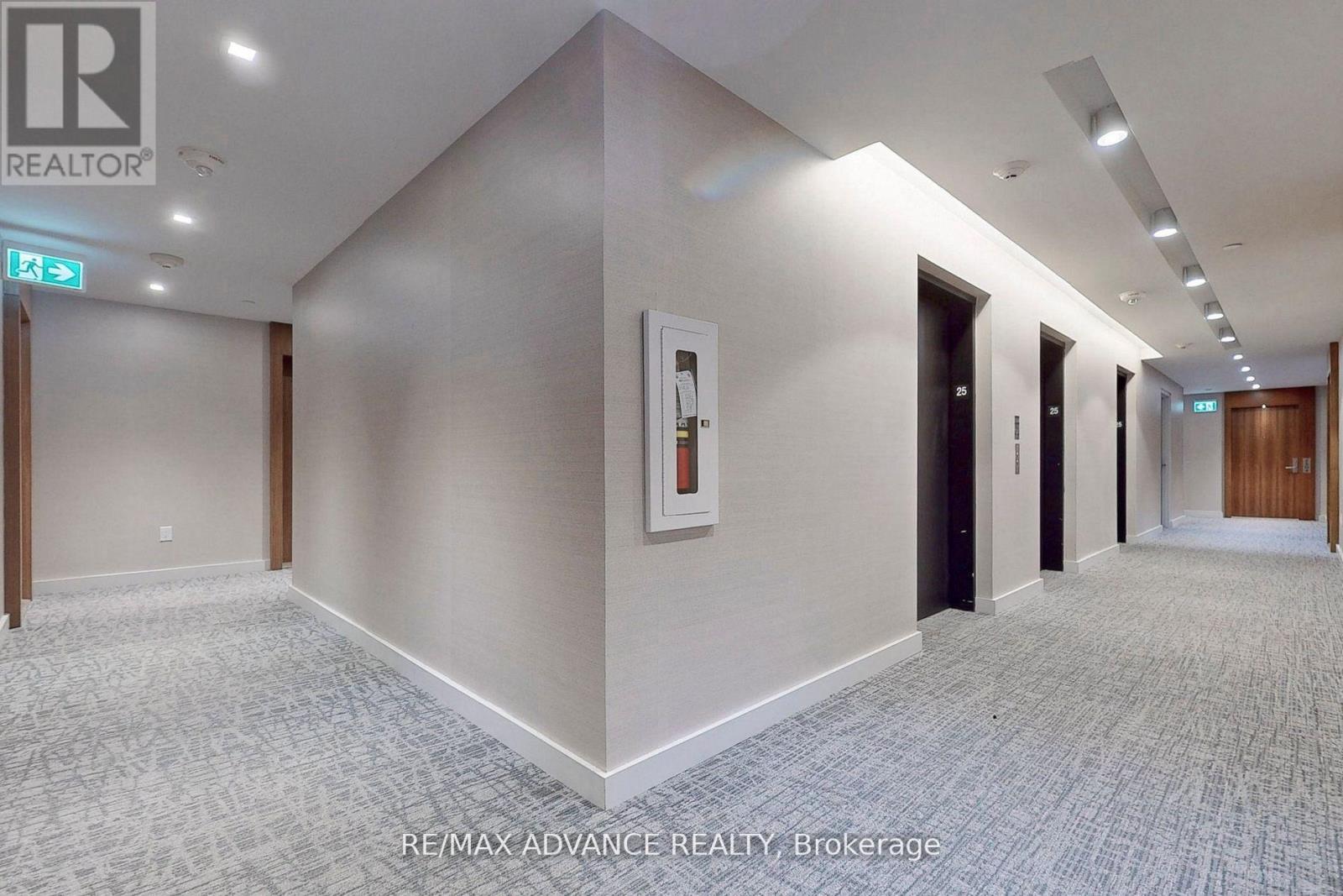 2508 - 15 Queens Quay E, Toronto, Ontario  M5E 0A5 - Photo 34 - C12604896