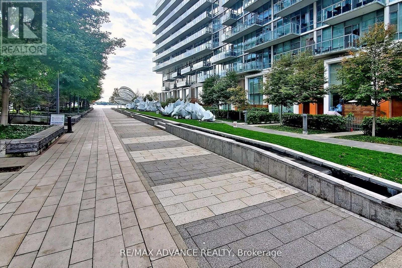 2508 - 15 Queens Quay E, Toronto, Ontario  M5E 0A5 - Photo 39 - C12604896