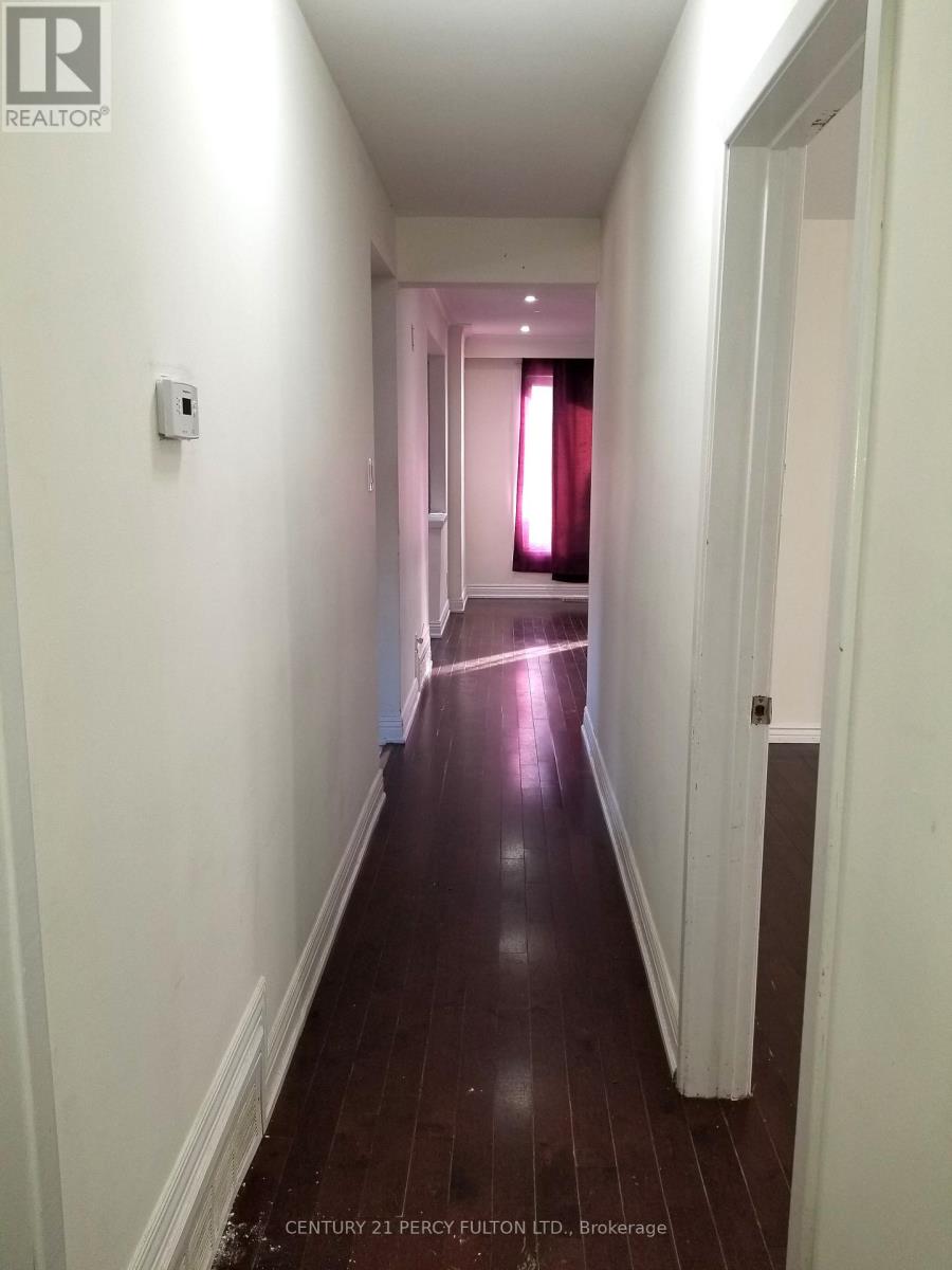 Main Floor - 182 Confederation Drive, Toronto, Ontario  M1G 1B1 - Photo 8 - E12604802