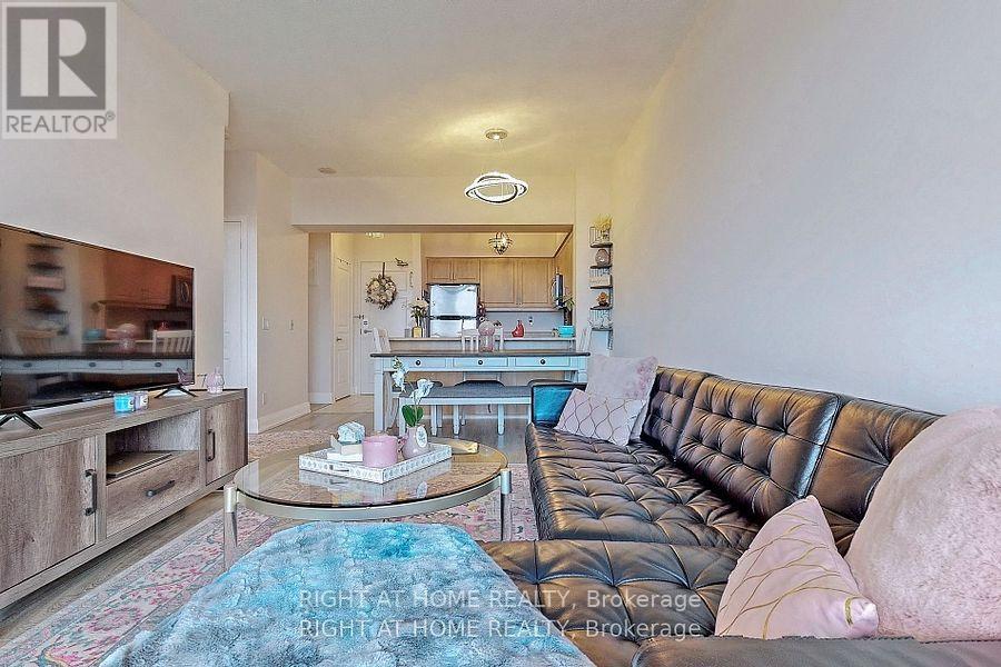 817 - 350 Red Maple Road, Richmond Hill, Ontario  L4C 0T5 - Photo 9 - N12604552