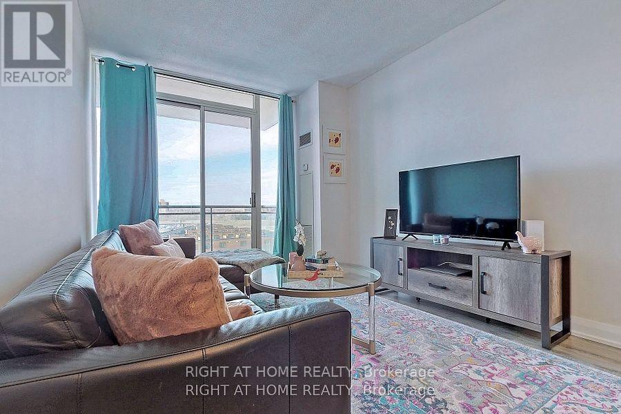 817 - 350 Red Maple Road, Richmond Hill, Ontario  L4C 0T5 - Photo 7 - N12604552