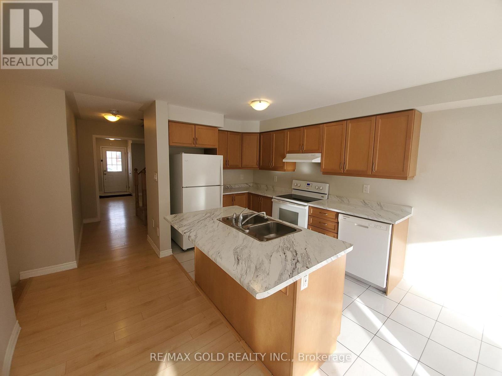 47 Lothbury Drive, Brampton, Ontario  L7A 4G6 - Photo 12 - W12599210