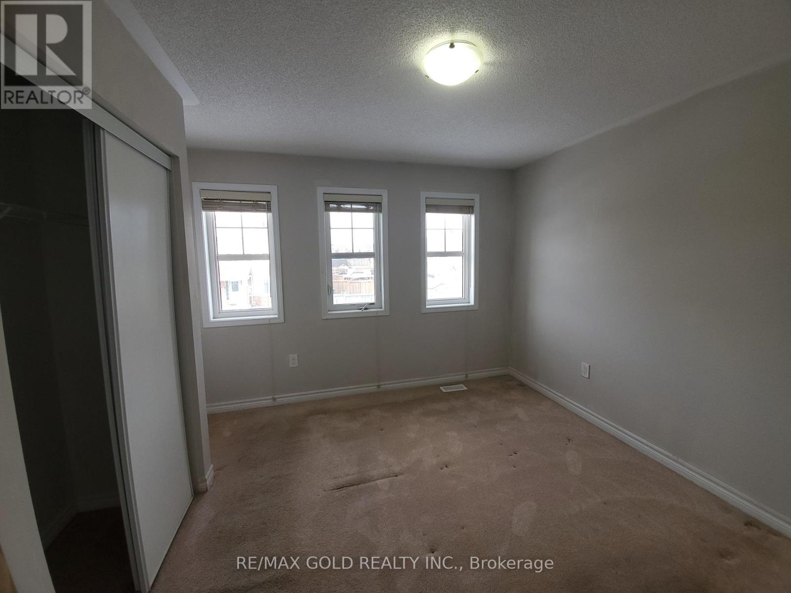 47 Lothbury Drive, Brampton, Ontario  L7A 4G6 - Photo 16 - W12599210