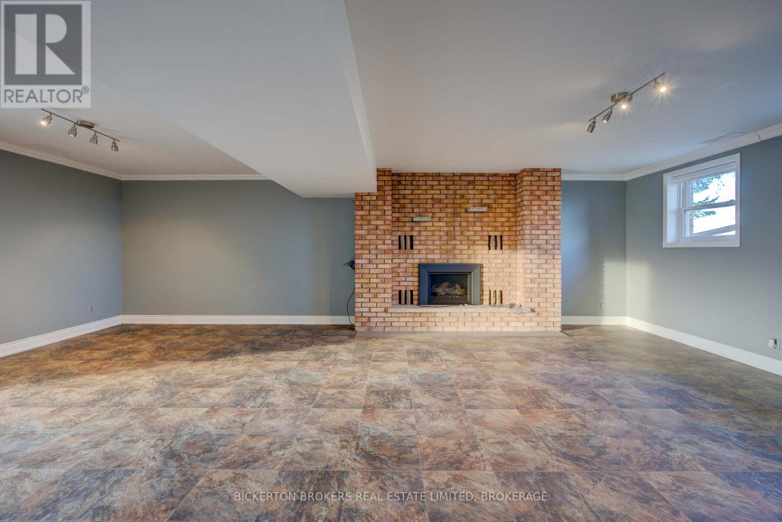 108 Russell Road N, Front Of Leeds & Seeleys Bay, Ontario  K0E 1L0 - Photo 25 - X12604858