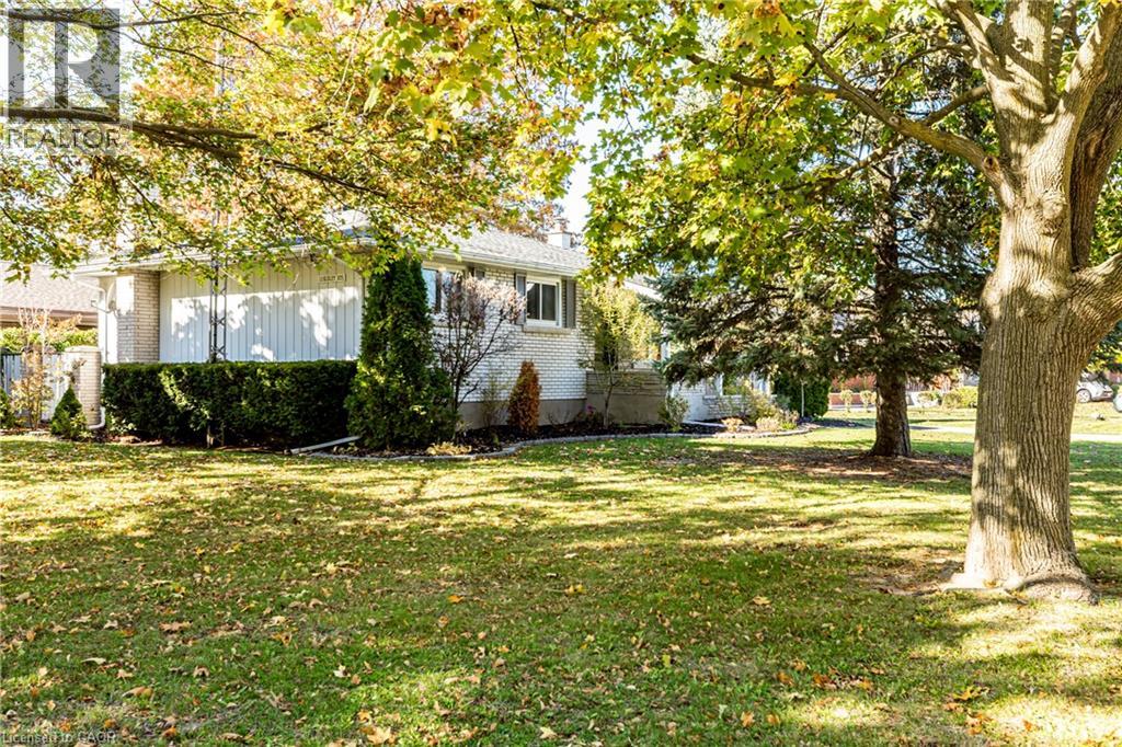 12 Ridley Heights Drive, St. Catharines, Ontario  L2S 2J2 - Photo 44 - 40792610