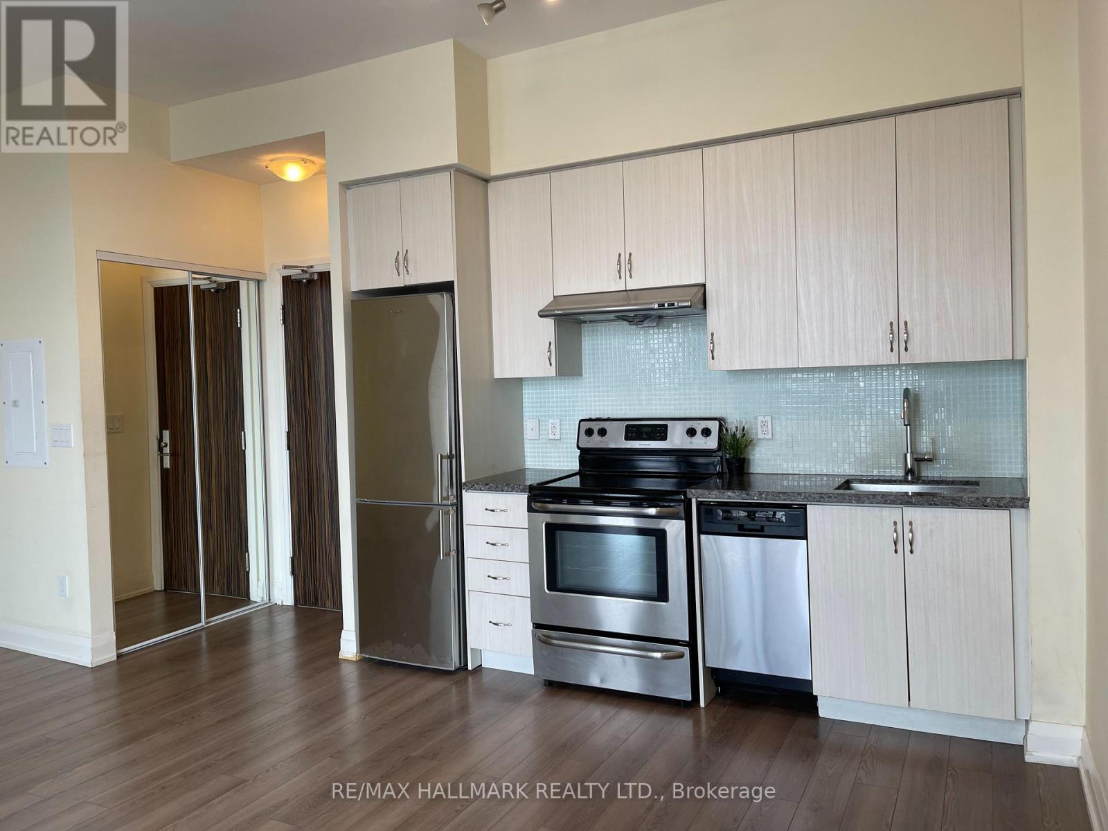 619 - 8763 Bayview Avenue, Richmond Hill, Ontario  L4B 3V1 - Photo 9 - N12604680