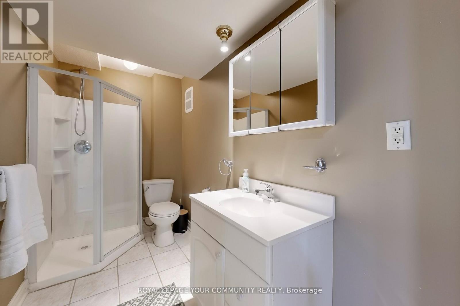 236 Thornway Avenue, Vaughan, Ontario  L4J 7X8 - Photo 34 - N12604754