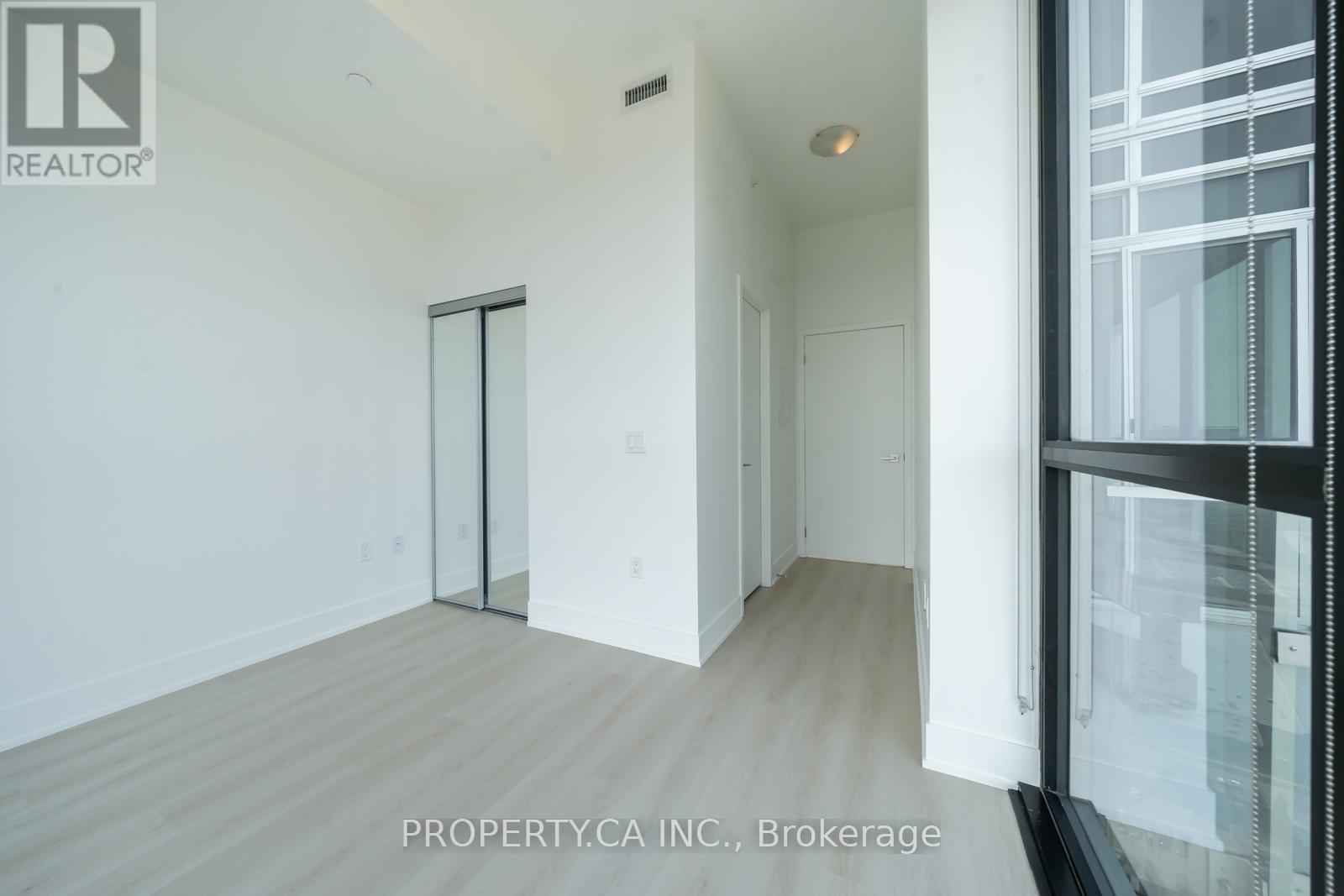 3708 - 2908 Highway 7 W, Vaughan, Ontario  L4K 0K5 - Photo 12 - N12604776