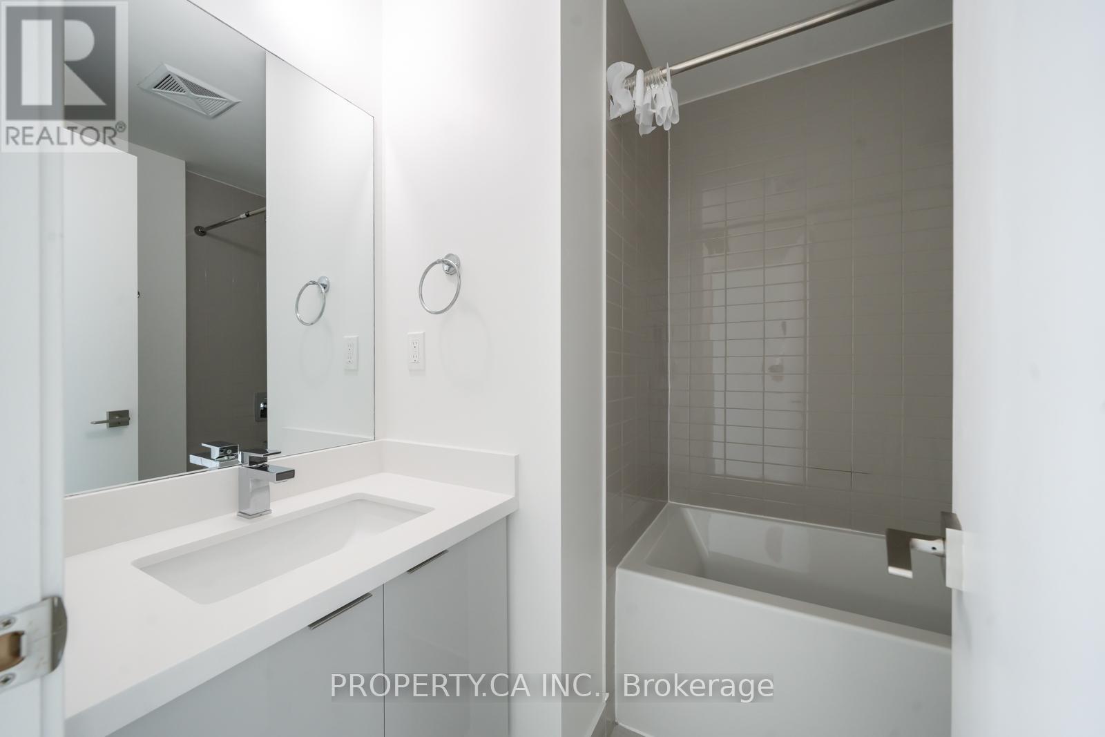 3708 - 2908 Highway 7 W, Vaughan, Ontario  L4K 0K5 - Photo 17 - N12604776