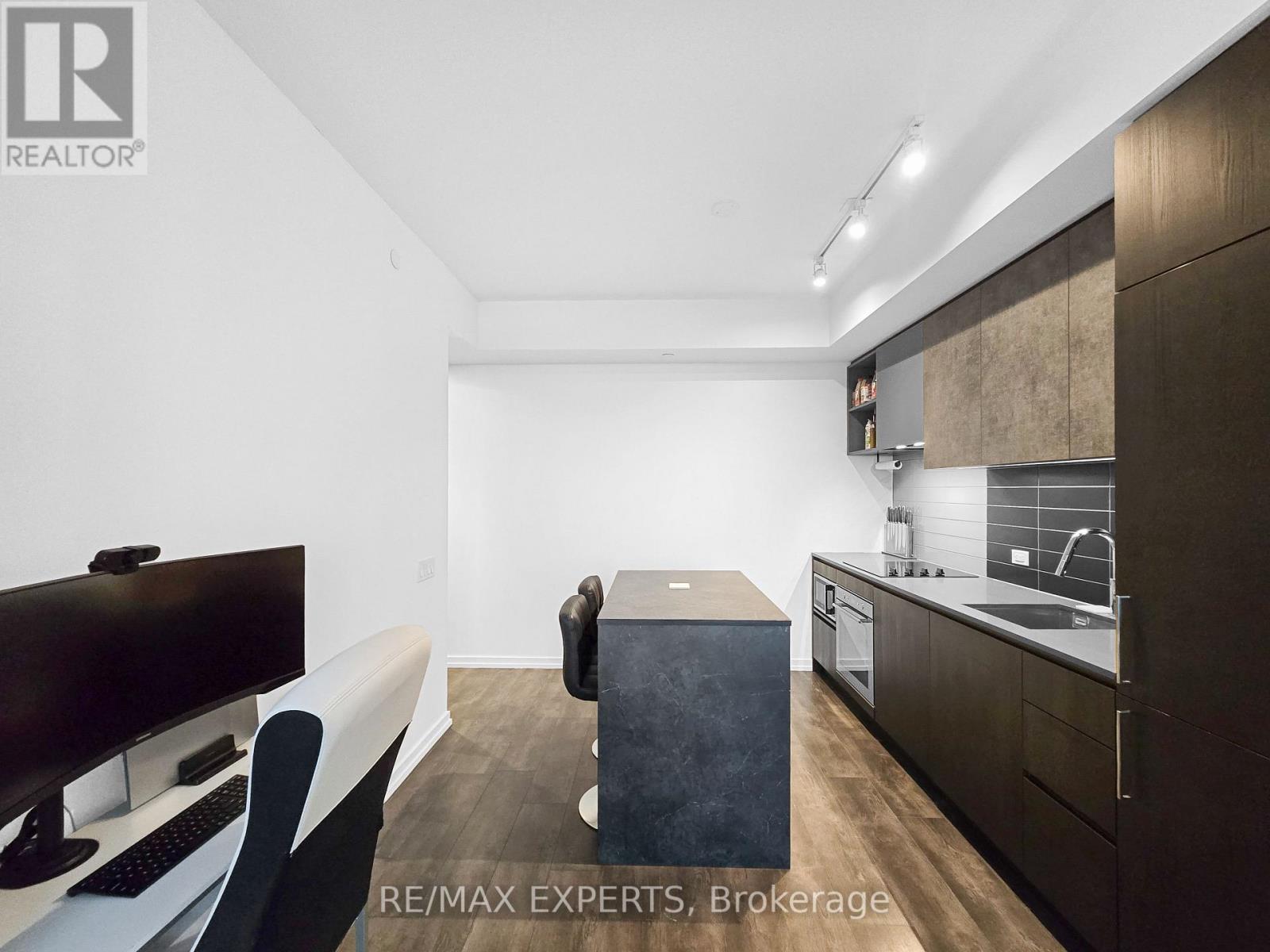 4701 - 7890 Jane Street, Vaughan, Ontario  L4K 0K9 - Photo 12 - N12604864