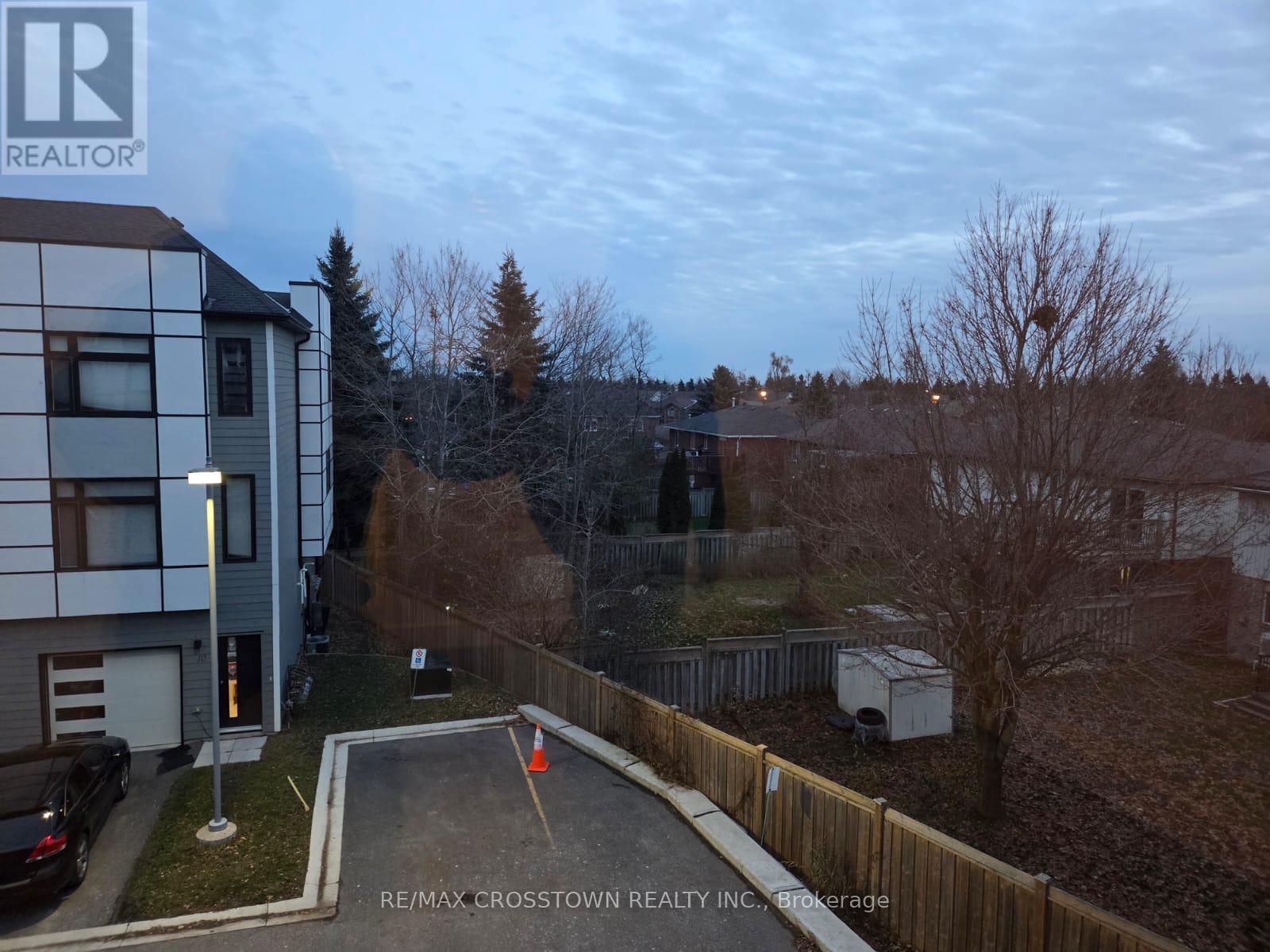 540 ESSA ROAD, Barrie, Ontario